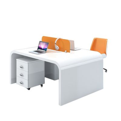 Imballaggio della posta Modern Simple White Lacquer Staff Desk per 4 persone in Office Design