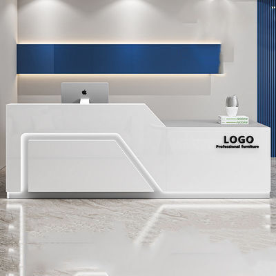 Salone Reception Desk Mall Shop Display Contatore Pedestal Per OEM ODM Scenari di utilizzo