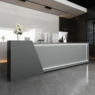 Appartamento di reception elegante e pratico per le aziende