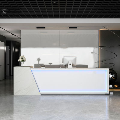 Appartamento di reception elegante e pratico per le aziende
