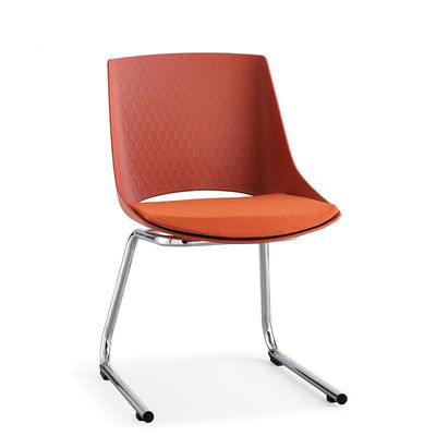OEM ODM Office Sleigh Leg Modern Design Sedie di centro di addestramento impilabili con 0.33CBM