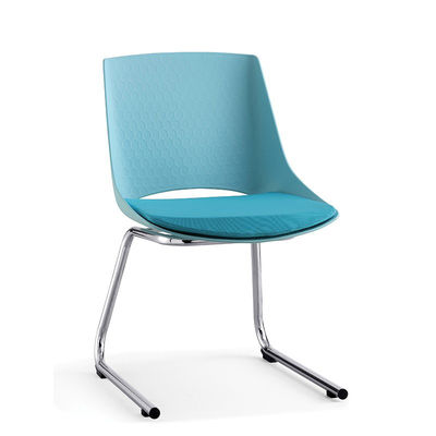 OEM ODM Office Sleigh Leg Modern Design Sedie di centro di addestramento impilabili con 0.33CBM
