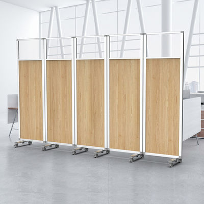Sala conferenze personalizzabile Pareti divisorie pieghevoli in legno mobile e insonorizzabili