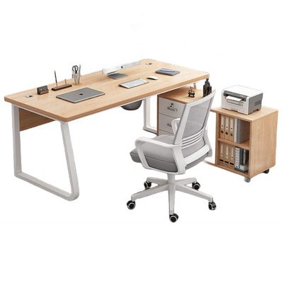 Arredamento Commerciale Semplice, Moderno, Daffare e sedia in legno con armadietto