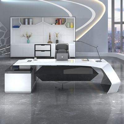 Gran tavolo in lacca personalizzabile Perfetto per manager e supervisori in ufficio