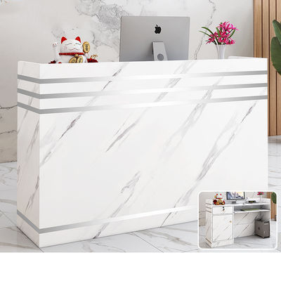 Scenari di utilizzo del centro commerciale semplice Modern Cashier Desk per la reception dell'azienda