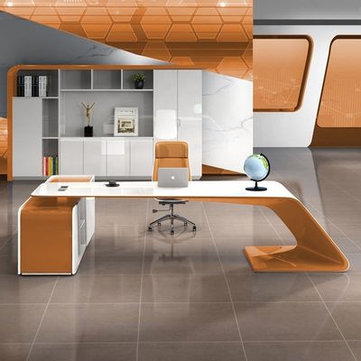 Modern Office Workstation Fruniture L Shape Executive Boss Desk con armadietto laterale