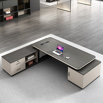 Semplice mobili da ufficio moderni Set grande scrivania e sedia per la sala manager eco-compatibile