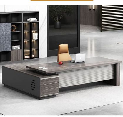 LAVORO PROCESSO LEGNO GRAININHINCLINED TABLE EDGE scrivania esecutiva per ufficio moderno