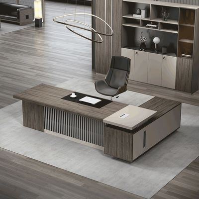 Tipo di impresa Progettazione Tavolo di ufficio in legno moderno per il CEO Boss Manager Necessità di ufficio
