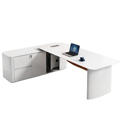 ISO9001/ISO14001 certificato JUNYI CEO Office Desk and Chair Set con vernice da forno MDF