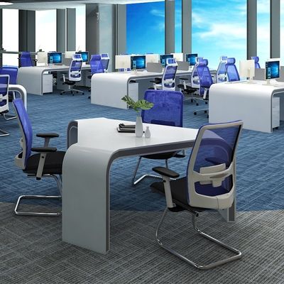 ODM Modern Triangle Office Desk and Chair Combinazione Small Showroom Tavolo conferenze