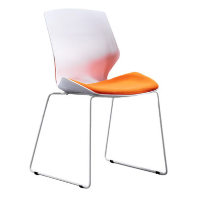 Stackable Quattro gambe ufficio di formazione porosità mesh Conference Room Chair con PC Chair