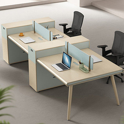 Scrivanie e sedie personalizzabili Combinazione per quattro persone Office Workstation
