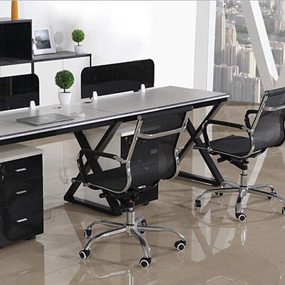 4 persone e 6 persone mobili da ufficio per spazi di lavoro moderni collaborativi