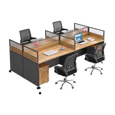 Stazione di lavoro per il personale in stile moderno con combinazione di scrivanie e sedie personalizzabili