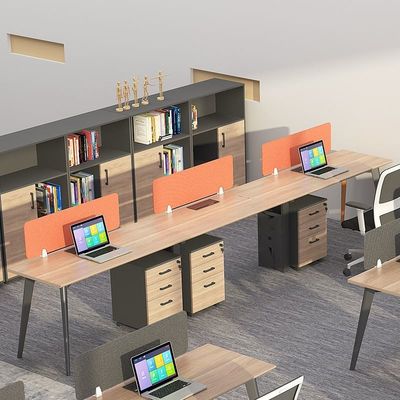 Combinazione di mobili da ufficio estensibili per quattro posizioni artificiali nel design moderno