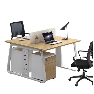 Modern Simple 4-6 Persone Staff Position Combination Desk per ufficio aziendale personalizzabile