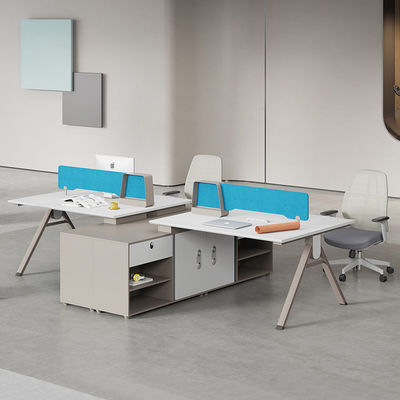 Disegno moderno leggero di lusso ufficio combinazione di scrivania e sedia per 2-4 persone