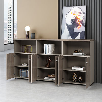 E1 Archivio per ufficio in melamina Archivio per ufficio con porte e scaffali